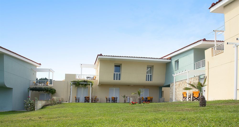 Alkion Hotel Kriopigi Exterior foto